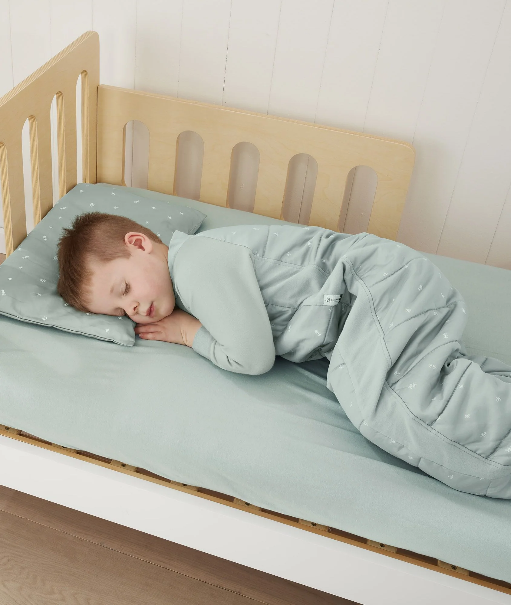 Organic Fitted Sheet Sage - Image 3