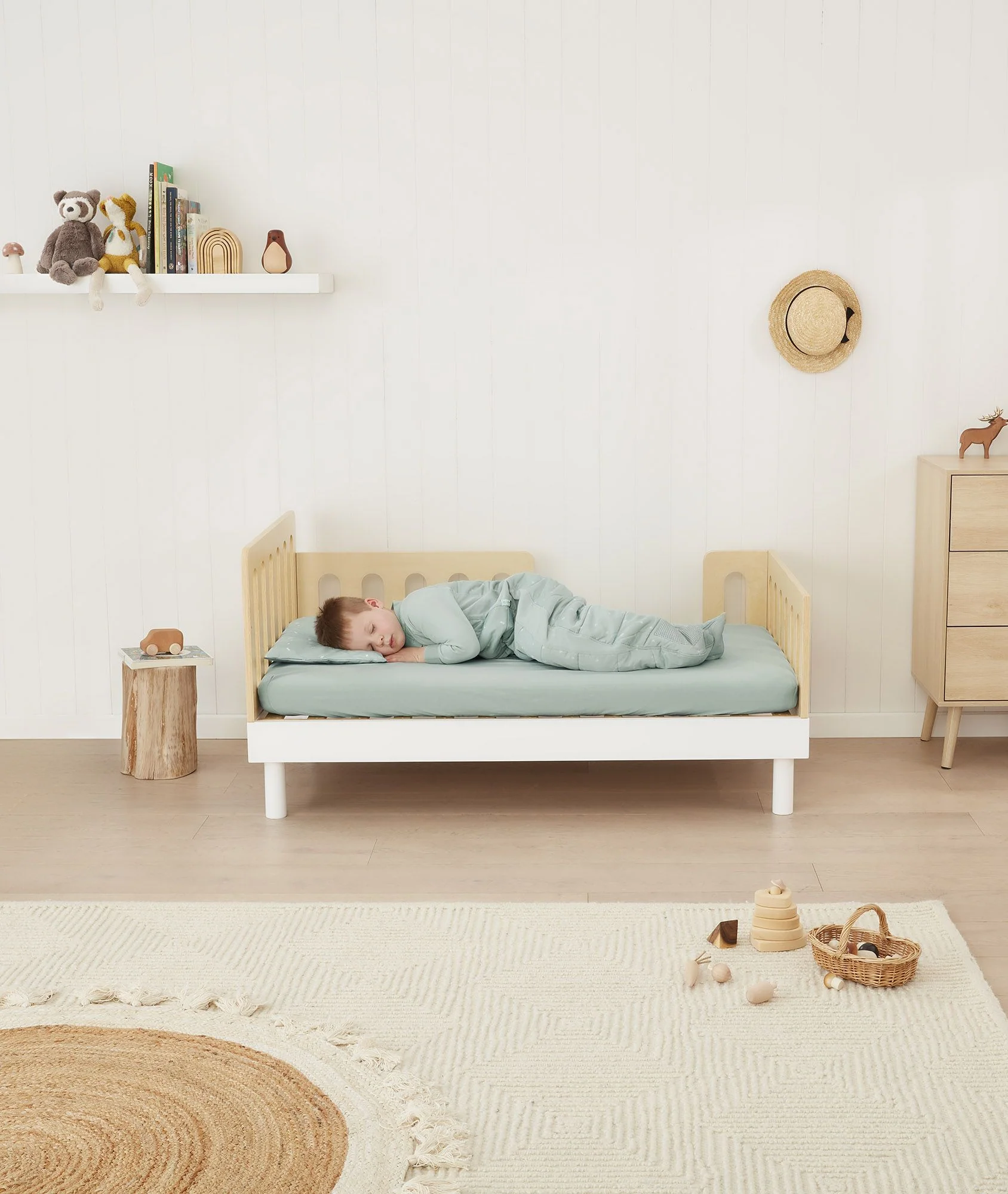 Organic Fitted Sheet Sage - Image 7