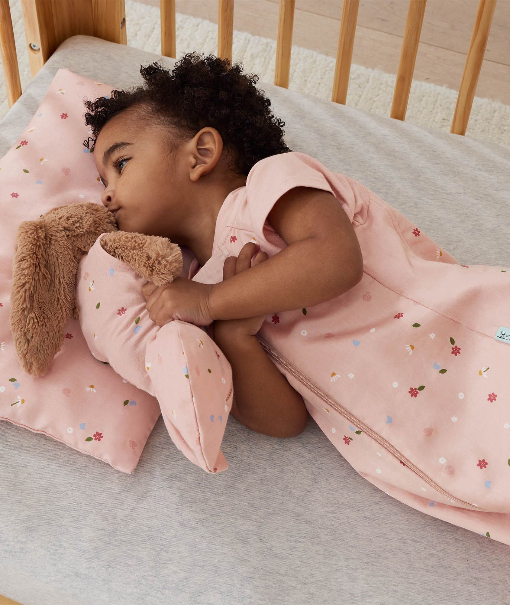 Organic Toddler Pillow Case Daisies - Image 3