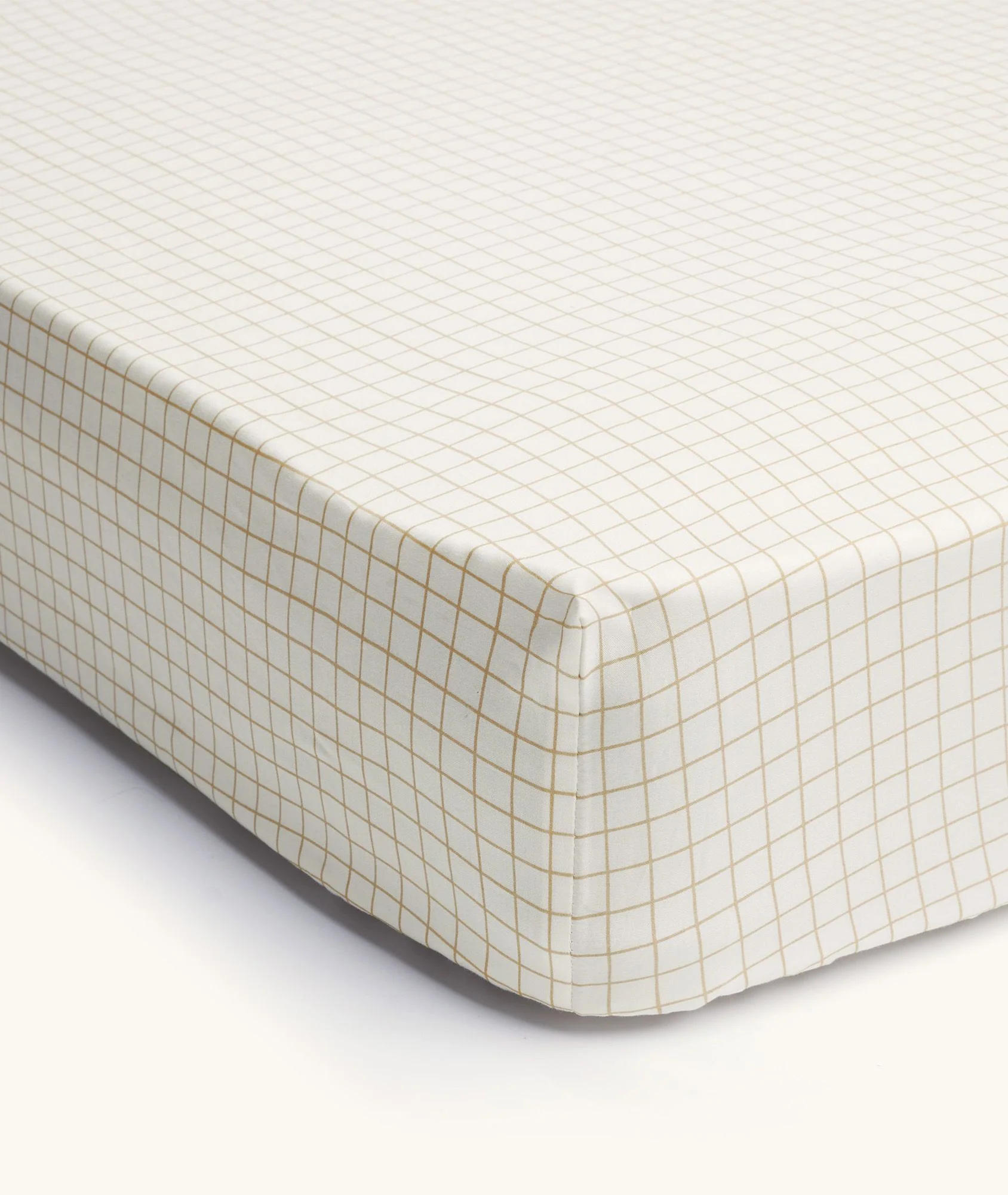 Organic Fitted Sheet Caramel Grid - Image 5