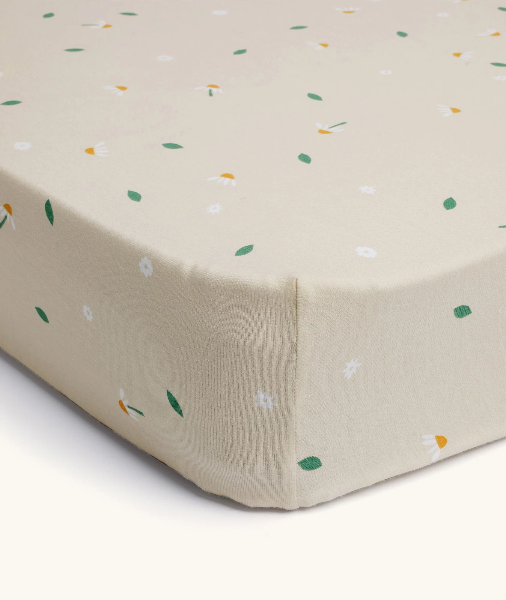 Organic Fitted Sheet Daisy Sprinkle - Image 5